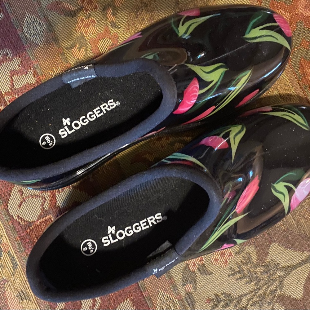 Sloggers Black and Pink Artistic Mules